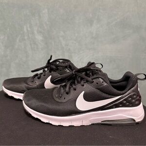 Nike Air Max SC Size 8 Women’s (6.5Y)